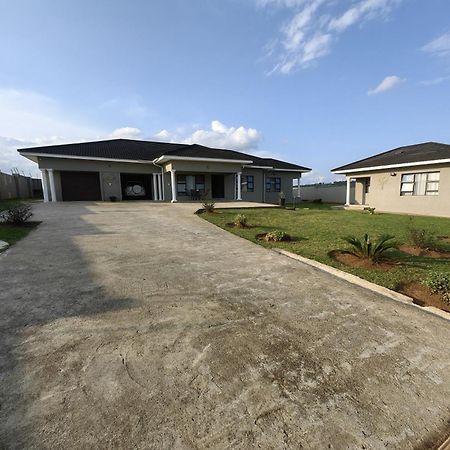 Elegant Guest House Matsapha Exterior foto